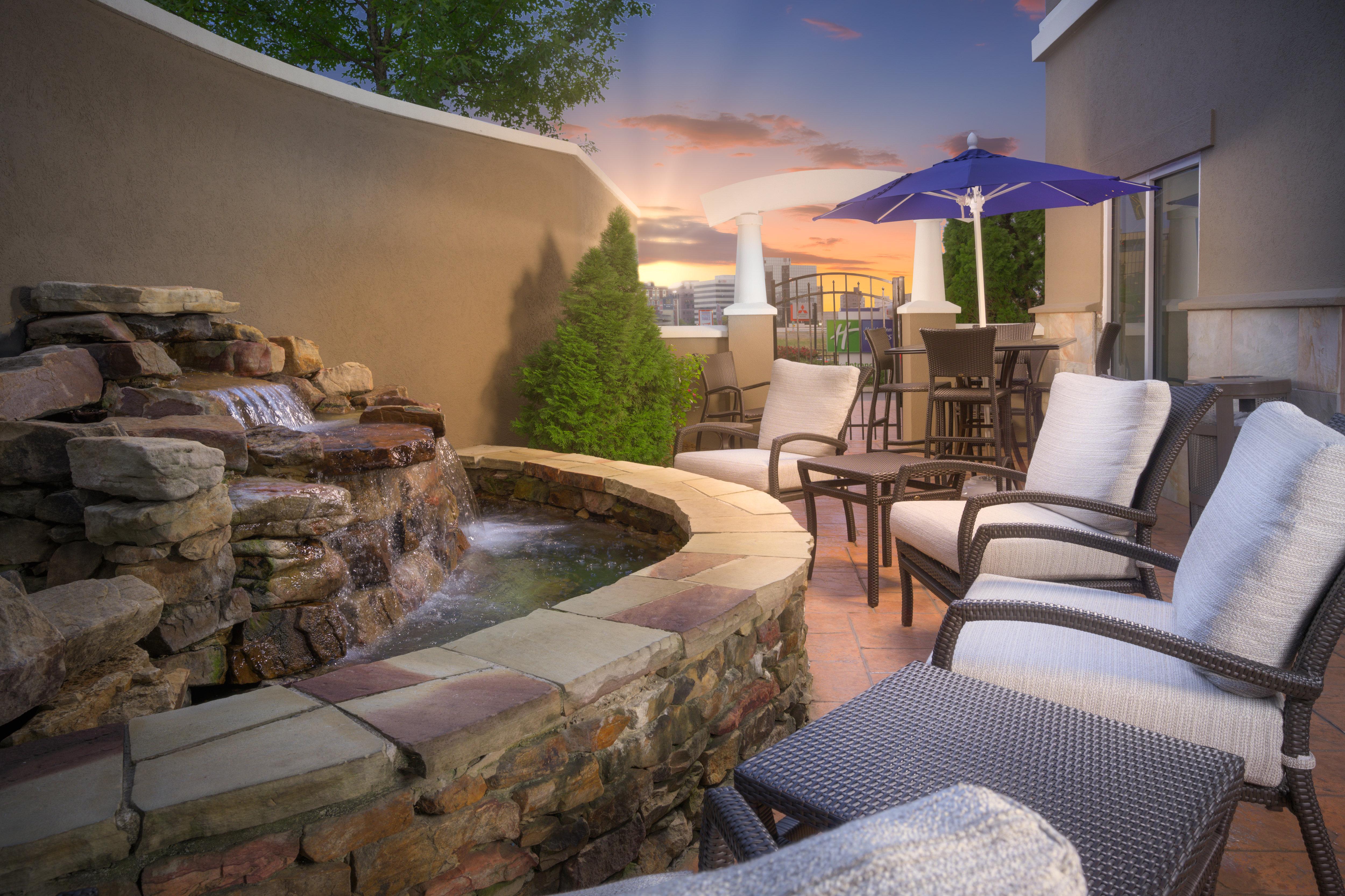Holiday Inn Express Hotel & Suites Chattanooga Downtown By Ihg Экстерьер фото