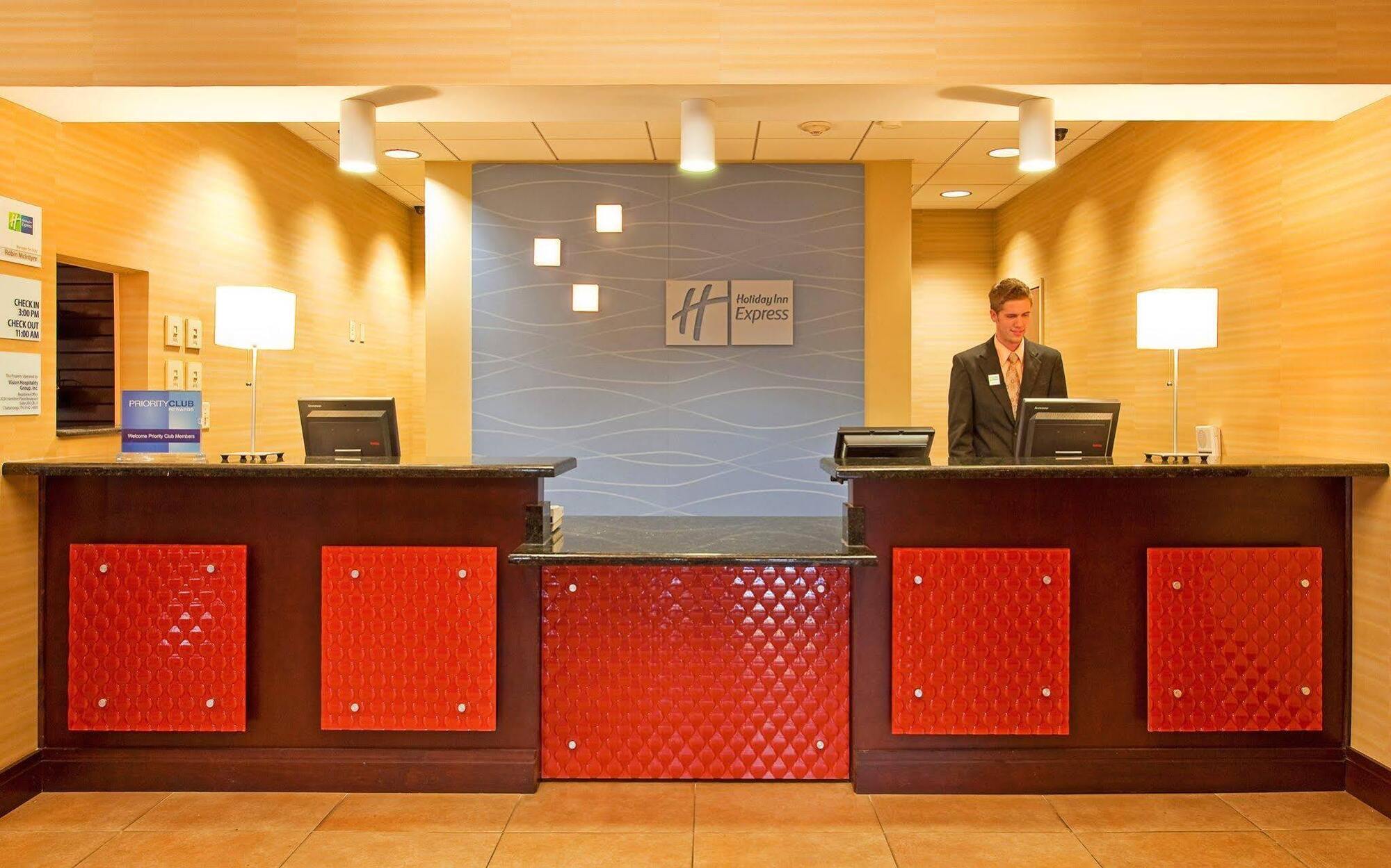 Holiday Inn Express Hotel & Suites Chattanooga Downtown By Ihg Экстерьер фото